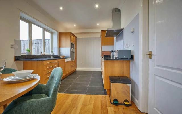 Host Stay Strathview