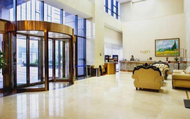 Lan'ou Hotel (Sapporo High-speed Railway Station)