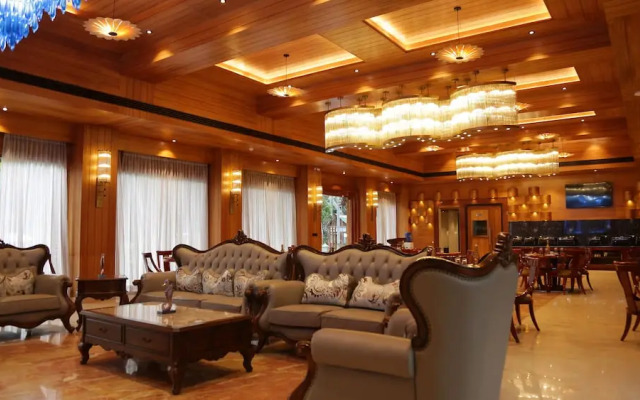 Sunrise Beach Resort