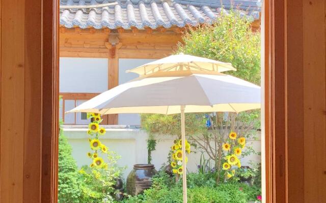 Jeonju Jangsu Hanok Pension