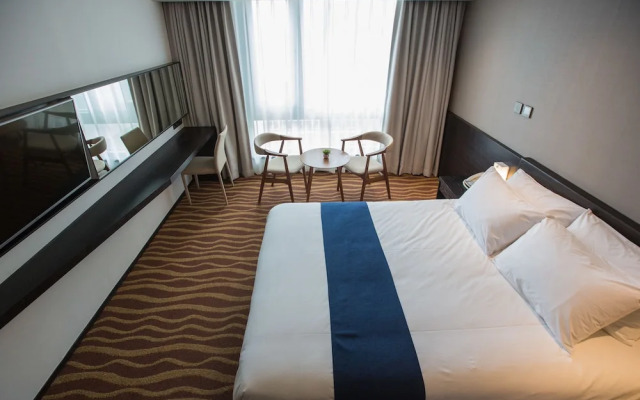 Gloucester Hotel and Resorts