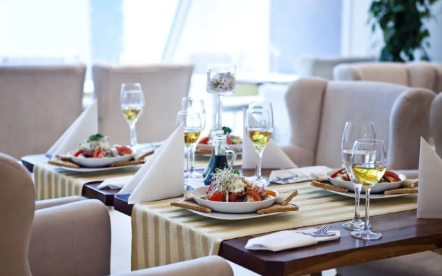 Szara Willa - Hotel, Catering i Konferencje Opole