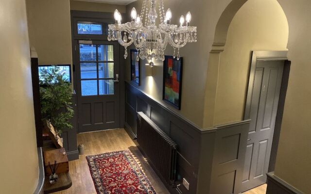 Irvine Guest House