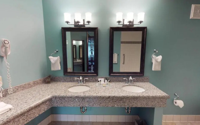 Bear Claw Casino & Hotel