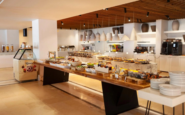 Amaronda Resort & Spa