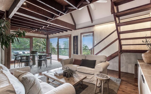 Eastern Rise Main House