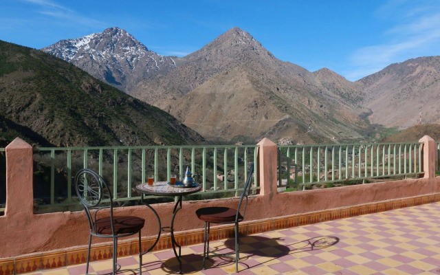 Tamatert Guest House
