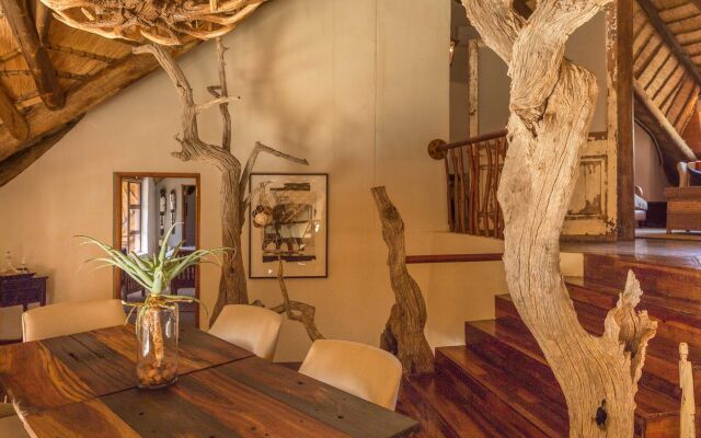 Royal Madikwe Game Lodge