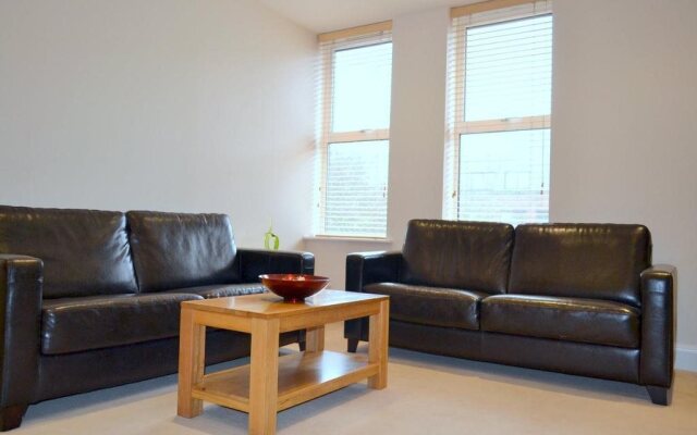 Pelican House Apartments