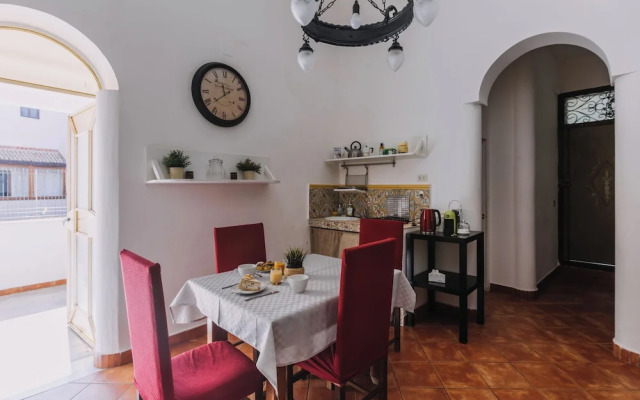Real Umberto Apartments by WonderfuI Italy