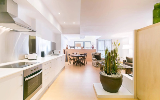Serennia Cest Apartamentos Arc de Triomf