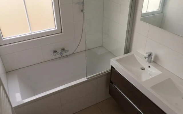 Spacious 10-person Villa in Quiet Holiday Park