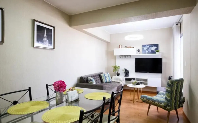 UR Place Rentals - 3Bdrm Av Brasil Lima