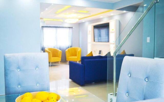 Royal 3 BR Family Apartment