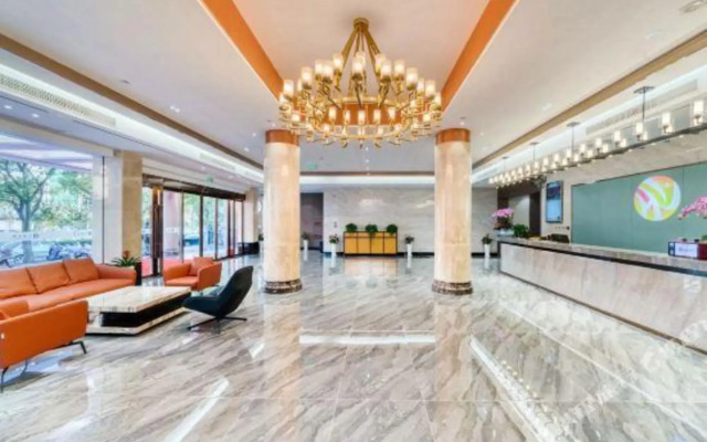 Qingteng Yisu Hotel (Shengzhou Chinese Yue Opera Art City Wuyue Plaza)