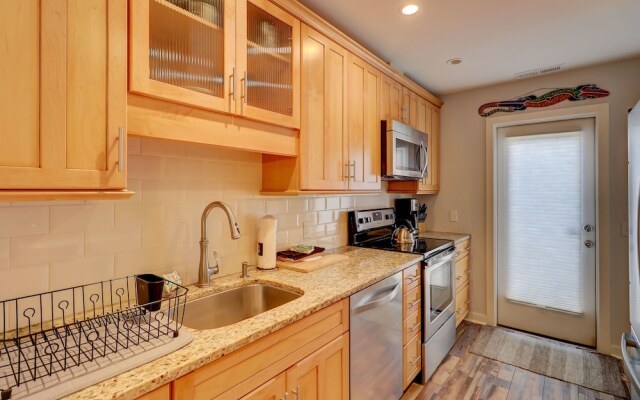 Fairwood Villa 159 by RedAwning