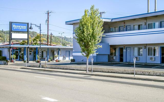 Rodeway Inn & Suites Roseburg