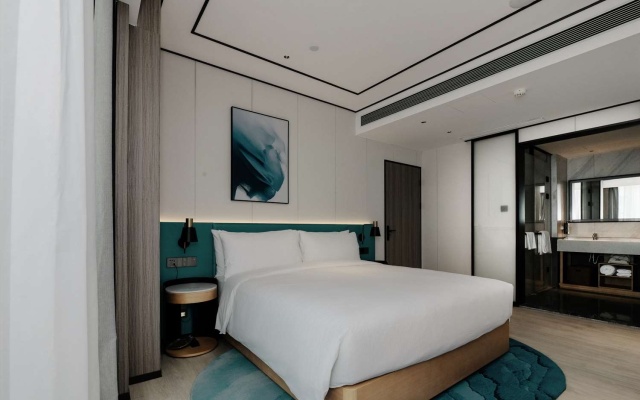 Hilton Garden Inn Jiangmen Xinhui – Guest Rooms – Jiangmen