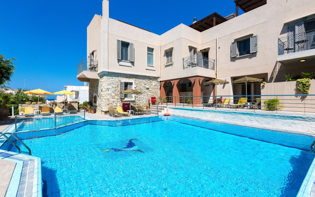 Philoxenia Apartments