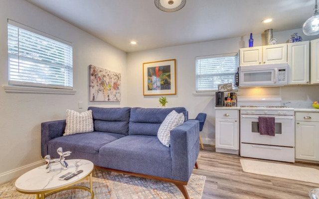 'the Dragonfly House' - Walk to Downtown Pensacola