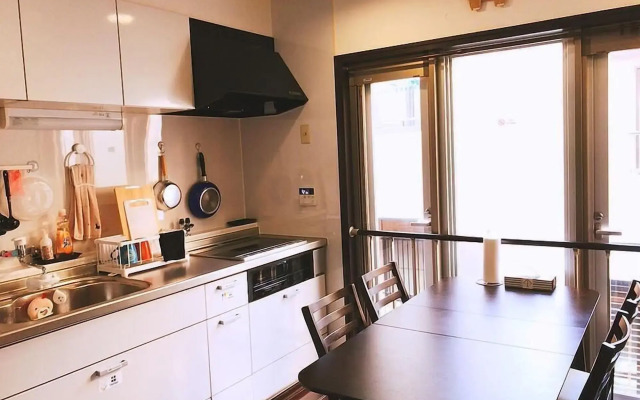 Osaka Sinsei Guest House