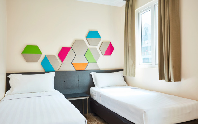 Ibis Budget Singapore Emerald