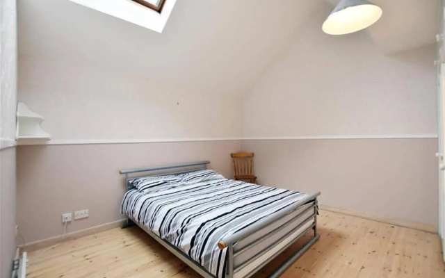 Unique, perfectly located town centre house
