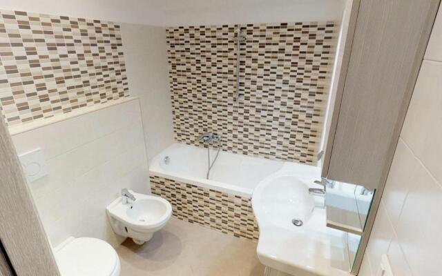 Appartement Menton, 3 pièces, 5 personnes - FR-1-196-230