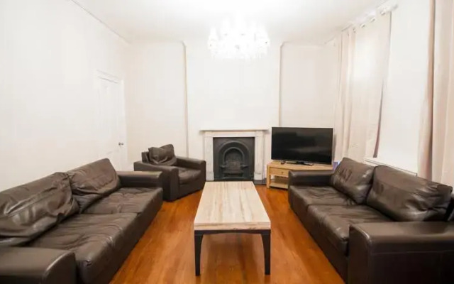 Regents Park Rooms