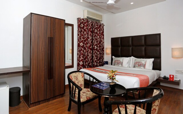 Hotel Meenakshi near Railway Station Jaipur