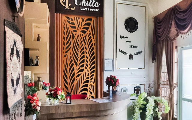 RedDoorz Syariah @ Chilla Guest House Padang – Lobby – Padang