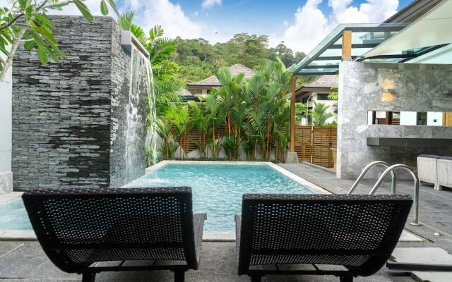 Luxurious 3 Bedroom Designer Pool Villa