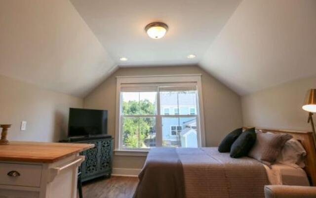 Celtic Carriage House