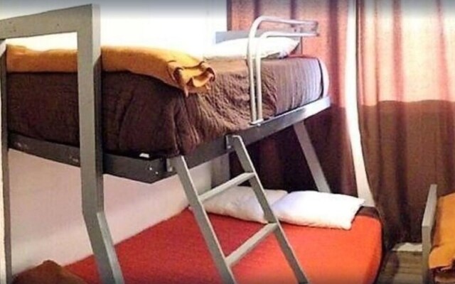 Go Mini Hotel