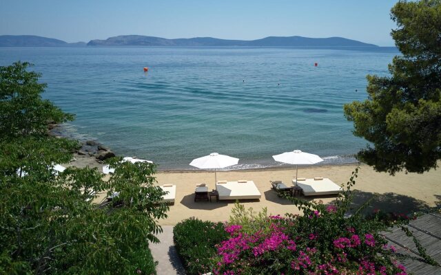 Hydra Beach Resort