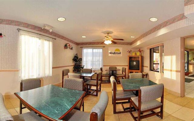 Days Inn Panama City/Callaway
