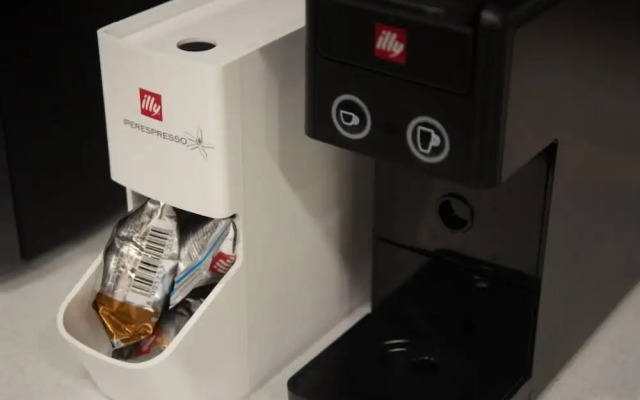 Poolstory 6 pool villa