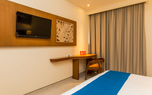 ZEN Rooms Kuta Square Mall