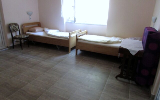 BIO Pension - BIO Panzio - Pensiunea BIO