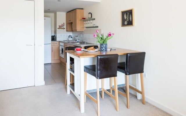 Great, Modern 1BR Flat in Battersea