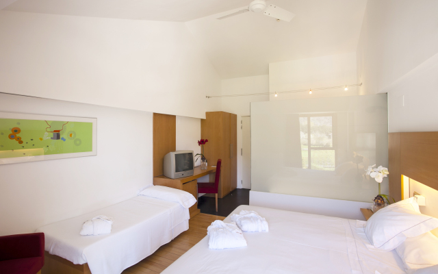 Tierra De Biescas Hotel