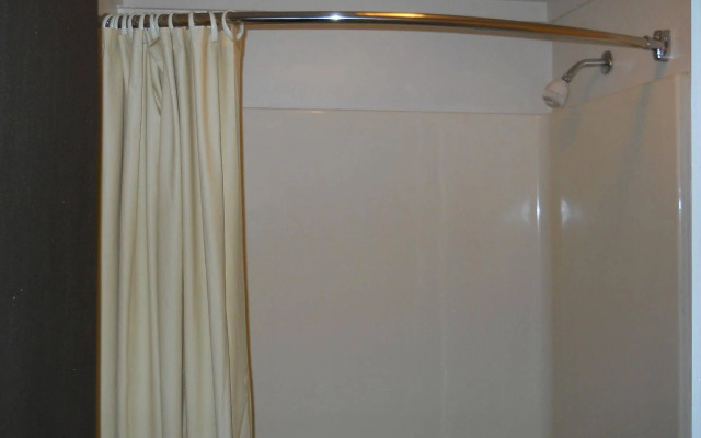 Value Inn Milwaukee Airport South