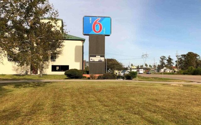 Studio 6 LaPlace, LA