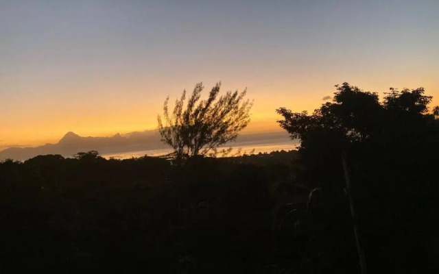 Mikevai : Appartement avec vue sur Moorea