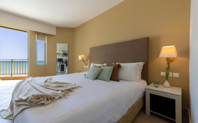 Giannoulis – Grand Bay Beach Resort - Adults Only