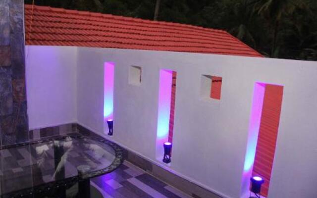 Sandaru Holiday Inn