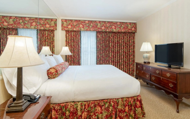 Mayflower Park Hotel