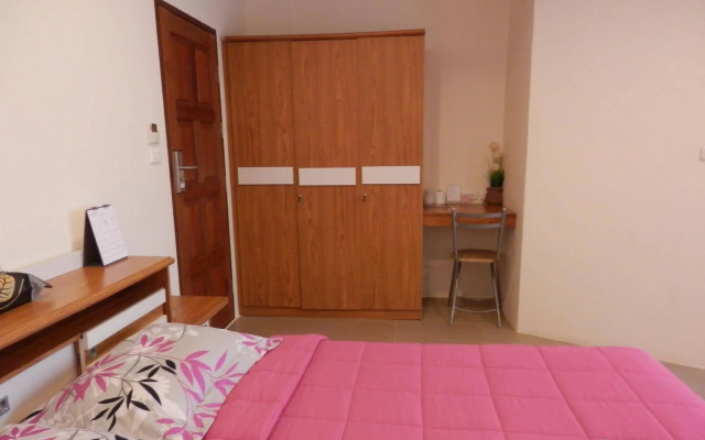 Ban Patong Residence
