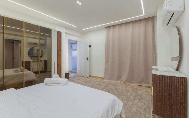 Alsawah|Luxury 6BR Villa with Private Pool