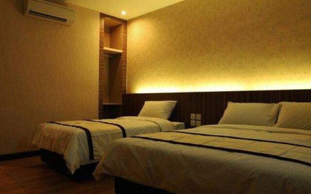 WF Hotel
